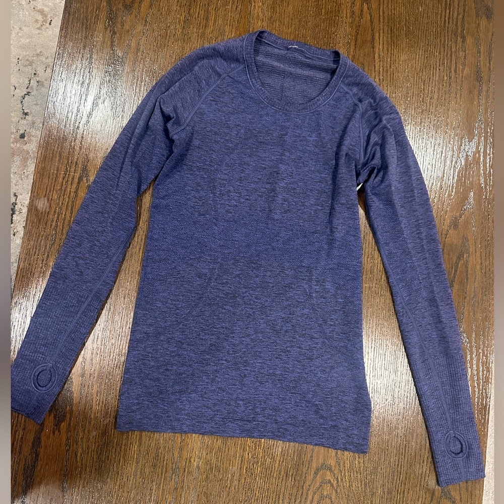 Lululemon long sleeve top